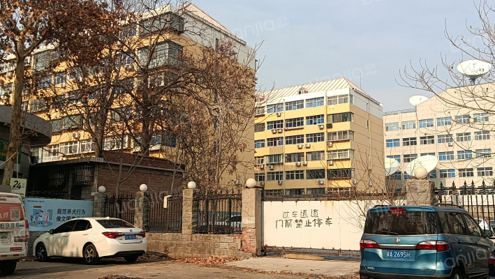 市有线广播电视台宿舍外景图