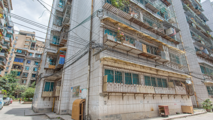 贵阳市市政府宿舍外景图