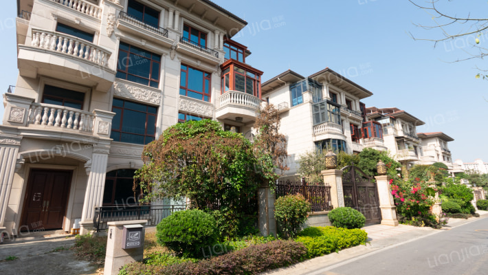 顺德碧桂园西苑钻石郡别墅区外景图