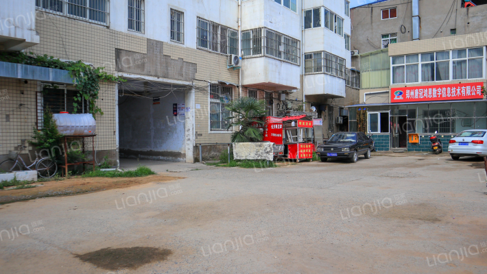 港湾公寓外景图