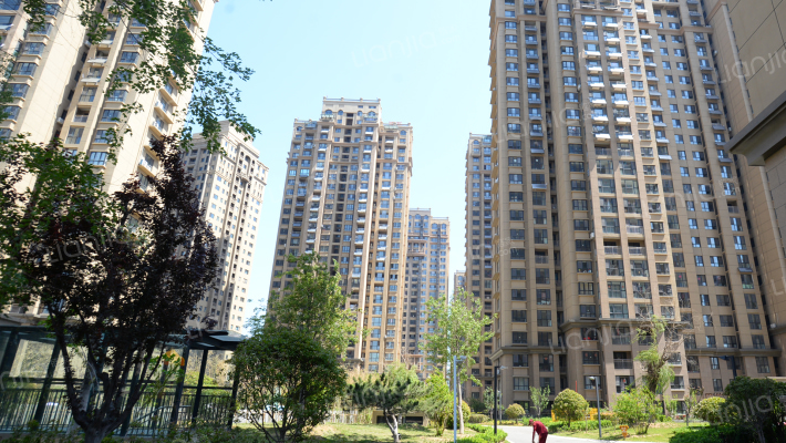 暖山国际外景图