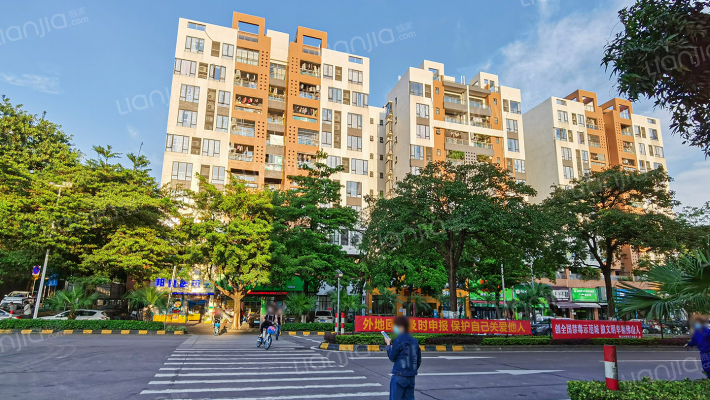 赏峰名邸外景图