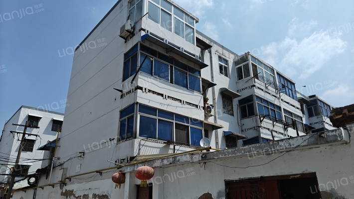 怡园新村外景图