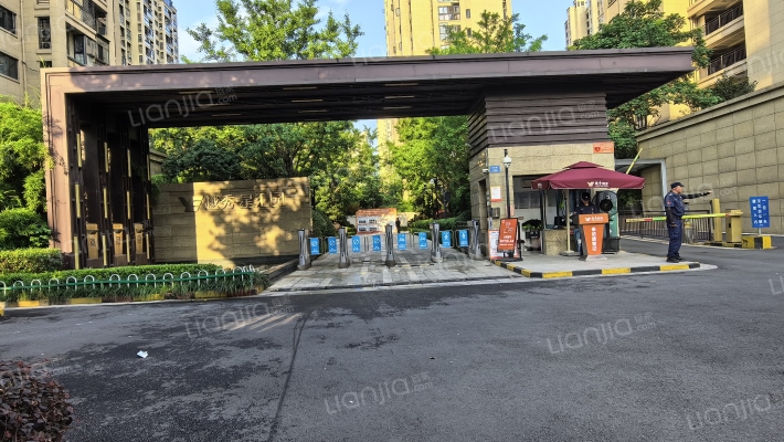 越秀星汇园外景图