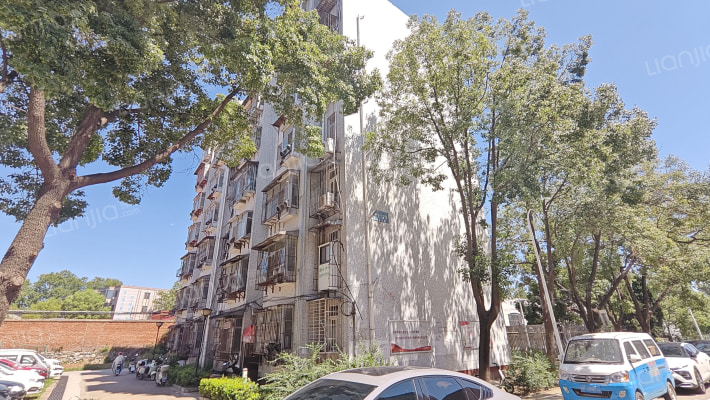 内燃机四区外景图