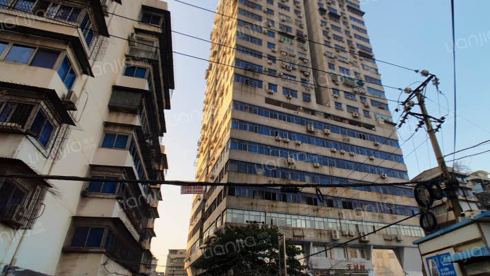 银城大厦外景图