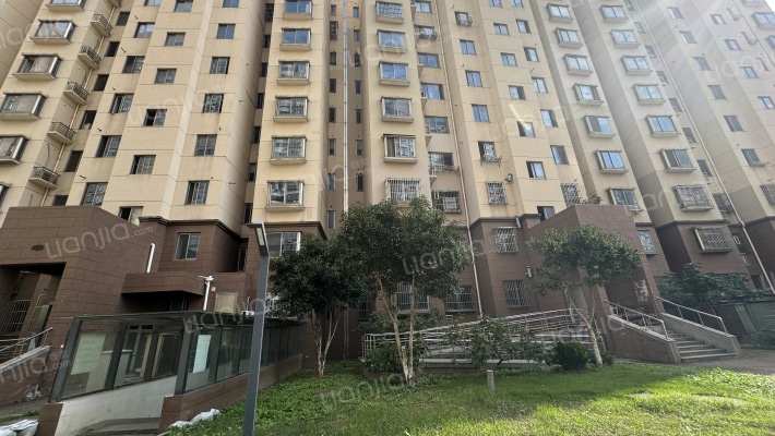 东方花园外景图