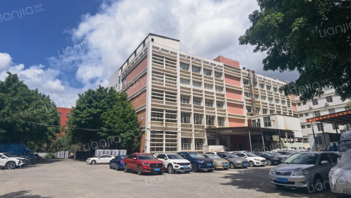 汽车工业城零部件配套中心外景图