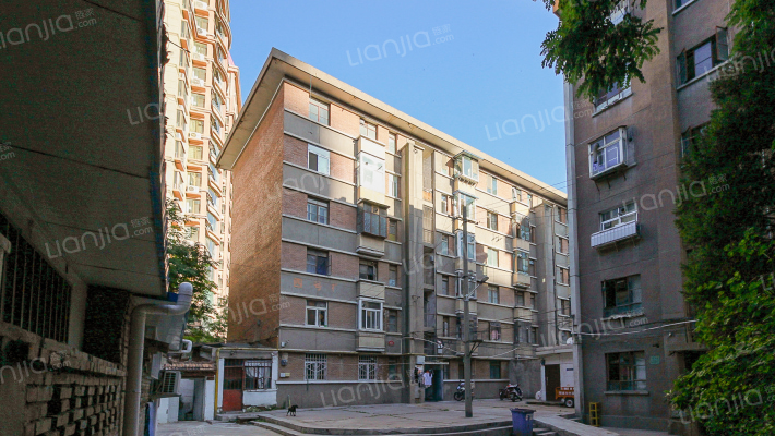 甘肃敦煌艺术剧院家属院外景图