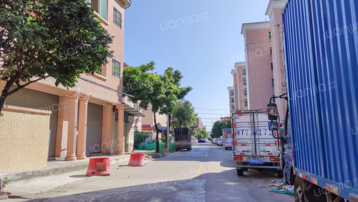 中南时方境外景图