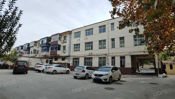 冀通驾校家属楼外景图