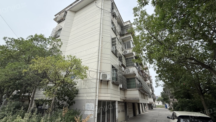 镇南一路1303号外景图