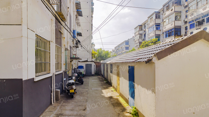 北岭山庄外景图