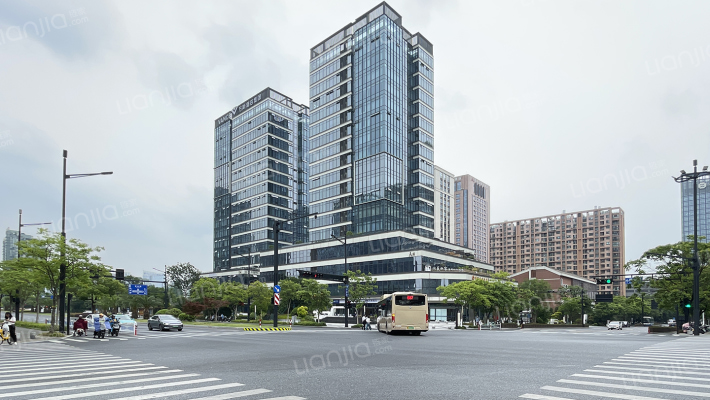 潮上中南银座外景图