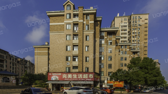 嘉盛华府外景图