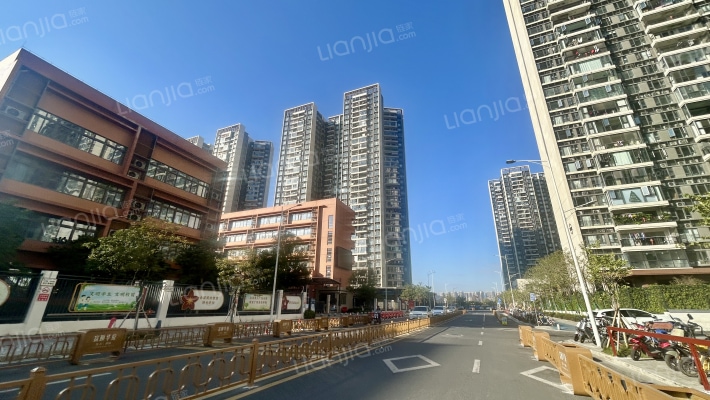 富颐华庭S区外景图