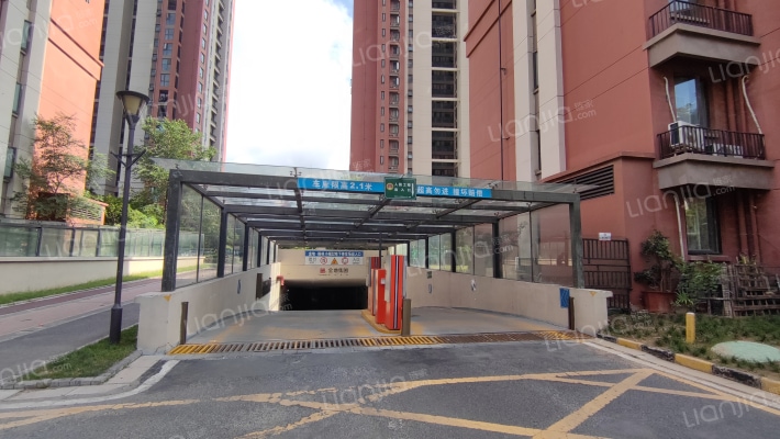 金地格林小城二期外景图