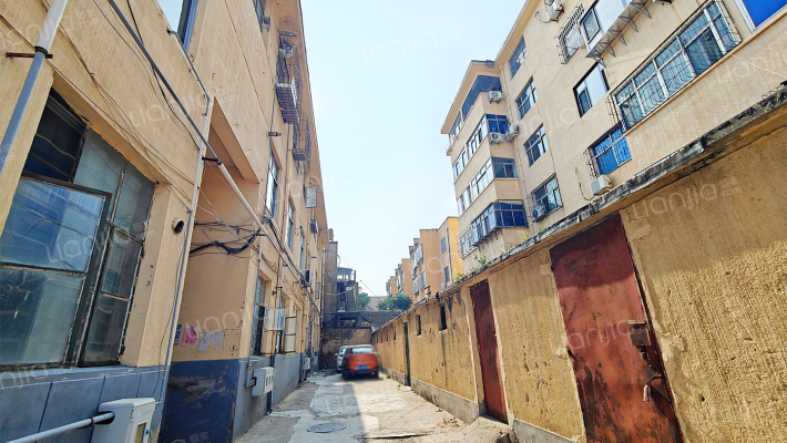 麻塔建筑公司家属院外景图