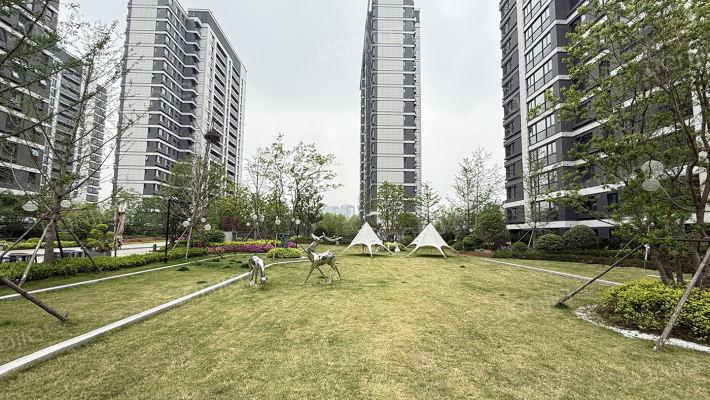 紫京四季外景图