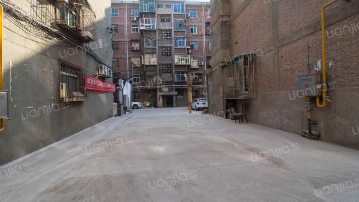 西北电业职工大学家属院北区外景图