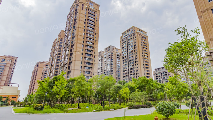 罗西住宅区五组团外景图