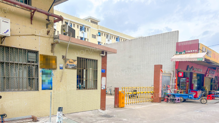 富安工业区外景图