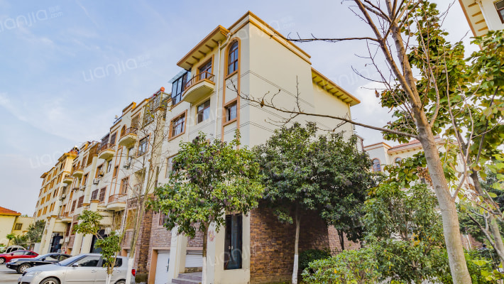 福地锦绣华庭外景图