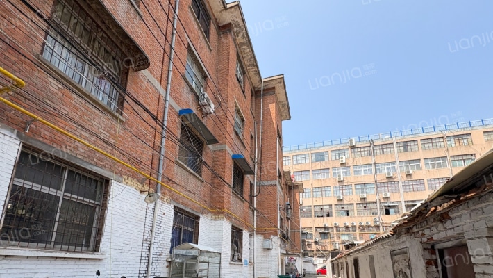 乐山路土产小区外景图