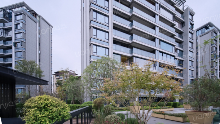 龙湖宸峯外景图