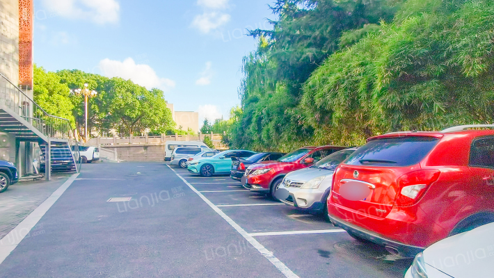 忆江南商务中心外景图