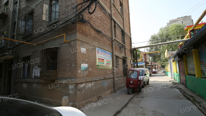 机车厂一区家属院外景图