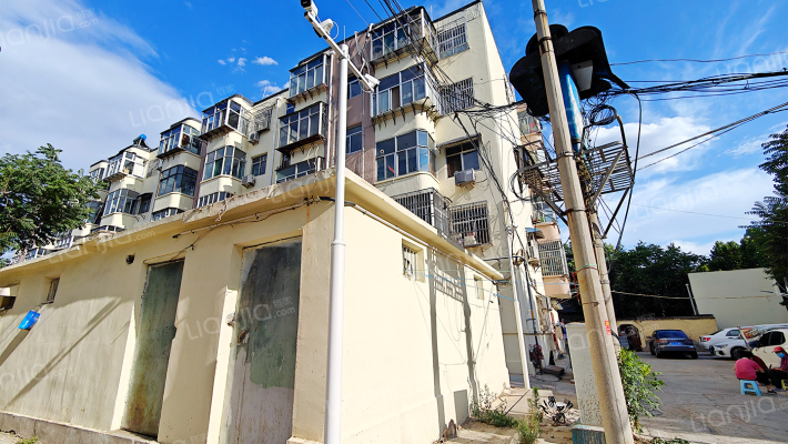 轻工机械厂宿舍外景图