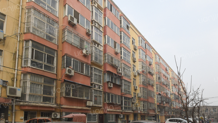 陈家巷陈庄集资楼外景图