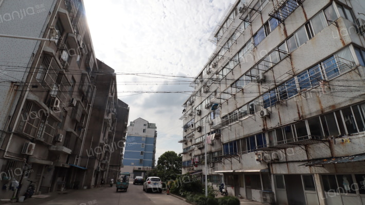 双皮桥南村外景图