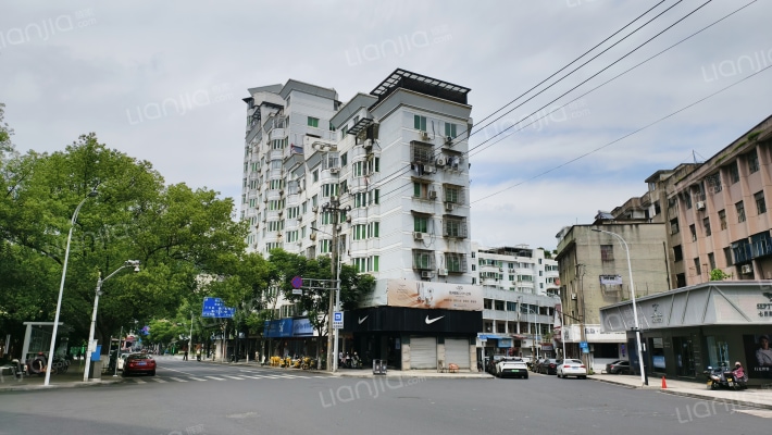 新世纪广场外景图