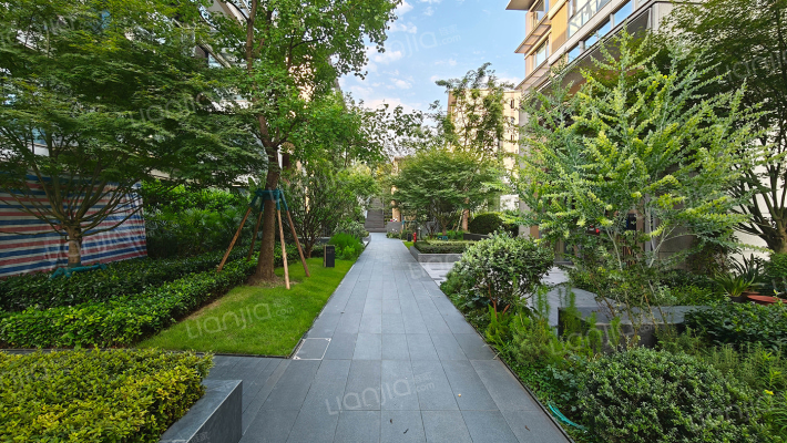 中央公园悦府云谷外景图