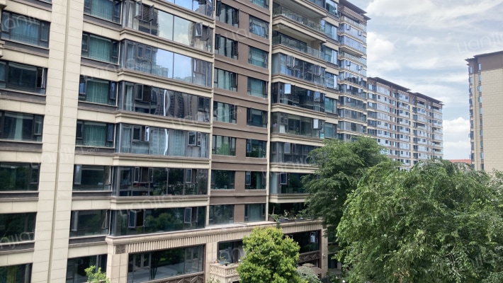 中粮珑悦锦云外景图