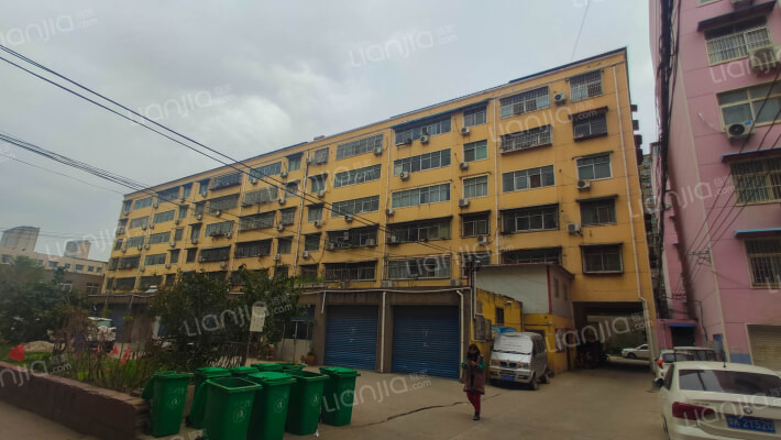 怀义公司家属院外景图