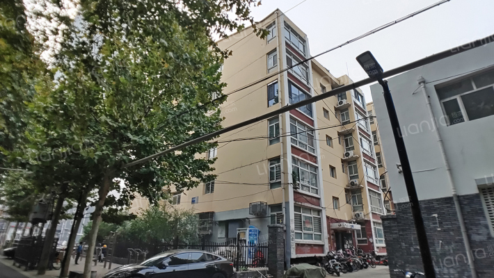 天元宿舍外景图