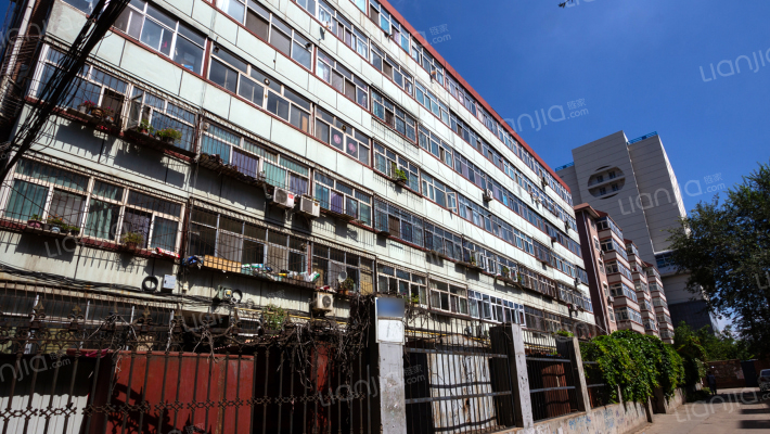 花儿巷10号院外景图