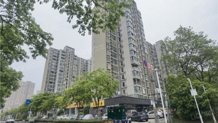 天润和府外景图