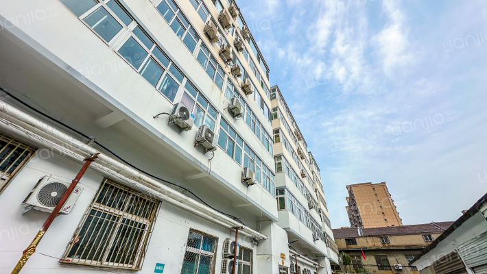 富康小区外景图