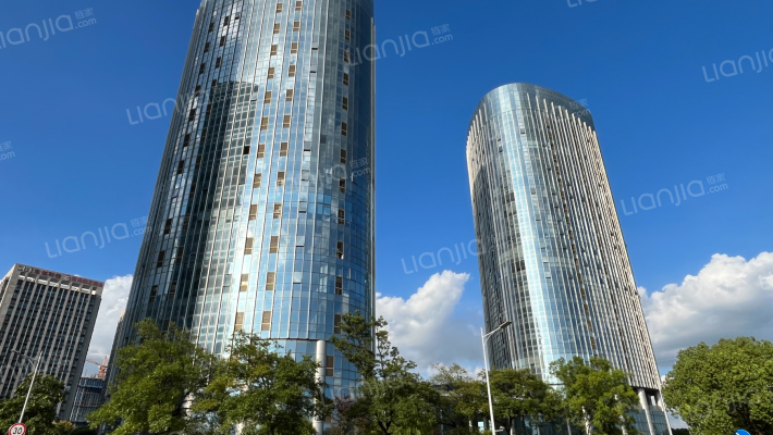 原鼎国际广场外景图