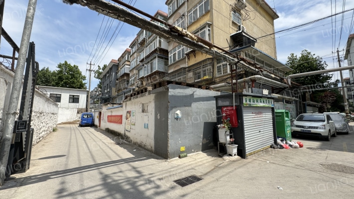 环保宿舍外景图