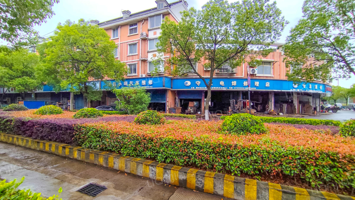 龙王公寓外景图