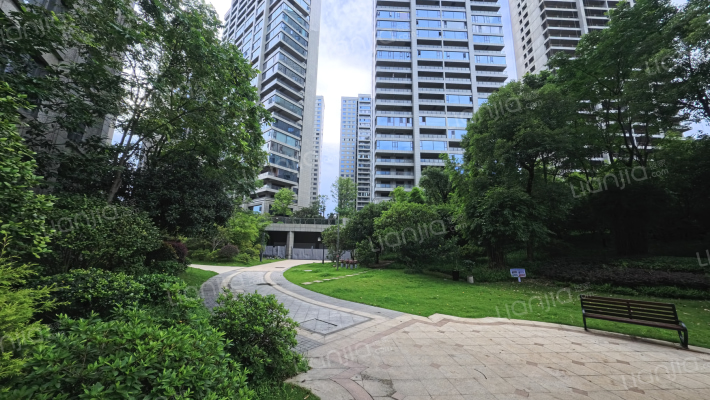 万象府台外景图