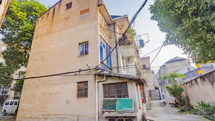 十里铺商住楼外景图