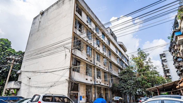 华建里小区外景图