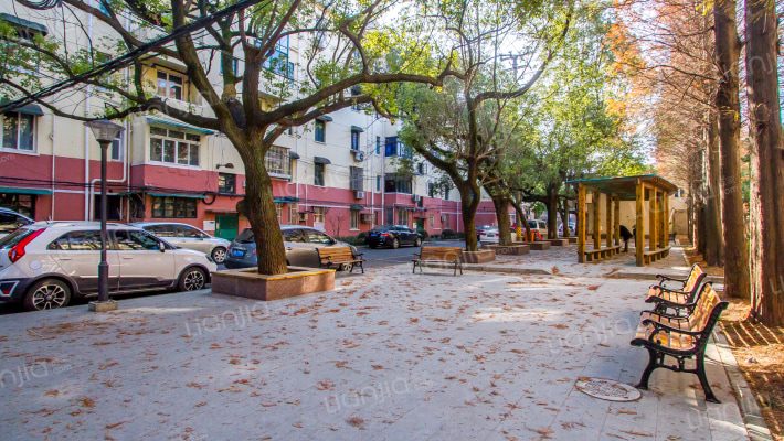 东江小区外景图