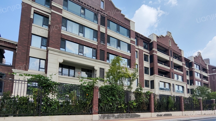 金地城E10外景图